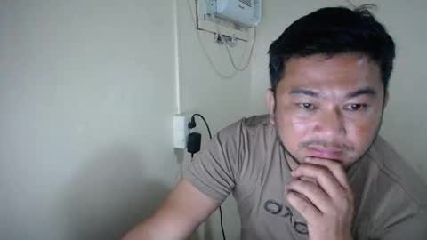 pinoy041087 online show from 2, 10, 2025