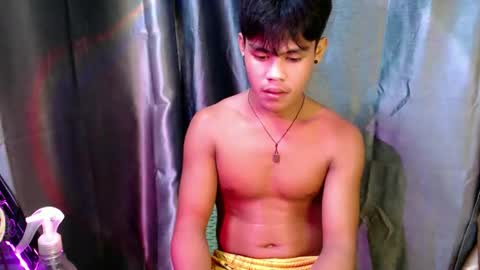 pinoy_shyboy69 online show from 21, 4, 2026
