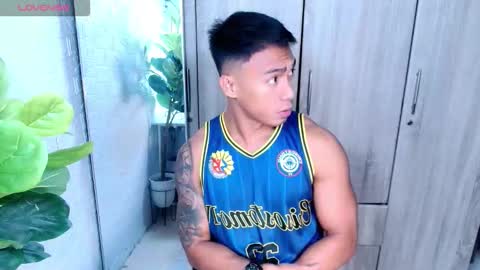 Snapshot of pinoymilker chatting on 10, 3, 2026 ethan online show from 10, 3, 2026