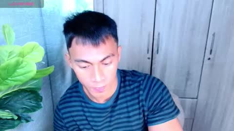 Snapshot of pinoymilker chatting on 12, 3, 2026 ethan online show from 12, 3, 2026