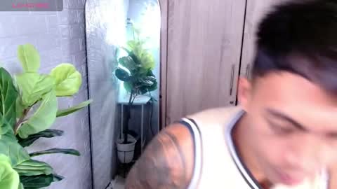 Snapshot of pinoymilker chatting on 22, 3, 2026 ethan online show from 22, 3, 2026