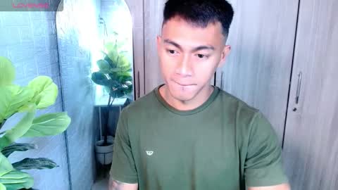 Snapshot of pinoymilker chatting on 24, 3, 2026 ethan online show from 24, 3, 2026