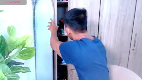 Snapshot of pinoymilker chatting on 7, 4, 2026 ethan online show from 7, 4, 2026