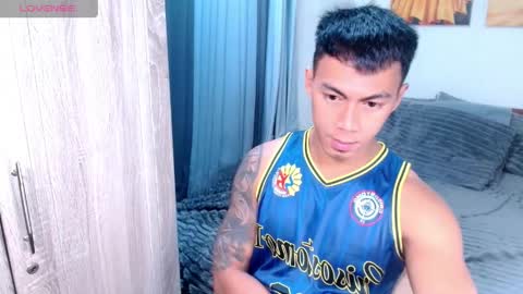 Snapshot of pinoymilker chatting on 8, 4, 2026 ethan online show from 8, 4, 2026