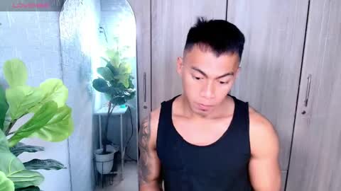 Snapshot of pinoymilker chatting on 16, 4, 2026 ethan online show from 16, 4, 2026