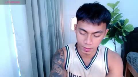 Snapshot of pinoymilker chatting on 3, 7, 2026 ethan online show from 3, 7, 2026