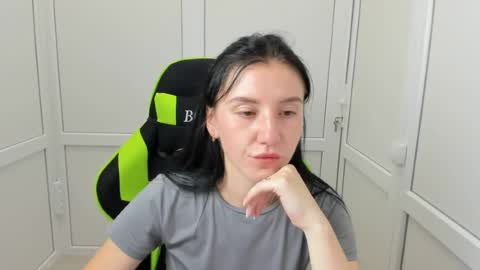 Snapshot of piper_smilee chatting on 3, 7, 2026 Piper online show from 3, 7, 2026