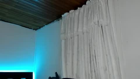 Snapshot of piperodriguez_ chatting on 7, 1, 2025 Pipe Rodriguez online show from 7, 1, 2025