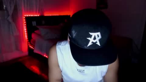 Snapshot of piperodriguez_ chatting on 2, 2, 2025 Pipe Rodriguez online show from 2, 2, 2025