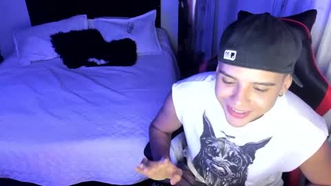 Snapshot of piperodriguez_ chatting on 8, 2, 2025 Pipe Rodriguez online show from 8, 2, 2025