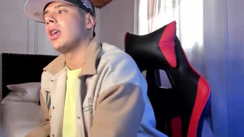 Snapshot of piperodriguez_ chatting on 27, 2, 2025 Pipe Rodriguez online show from 27, 2, 2025