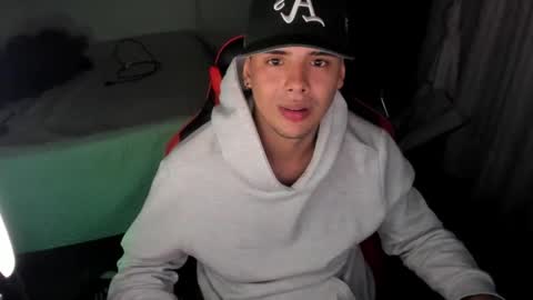 Snapshot of piperodriguez_ chatting on 6, 3, 2025 Pipe Rodriguez online show from 6, 3, 2025