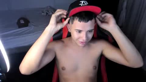 Snapshot of piperodriguez_ chatting on 10, 3, 2025 Pipe Rodriguez online show from 10, 3, 2025