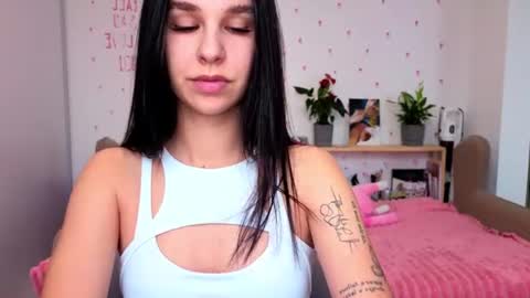 Snapshot of pixie_molly chatting on 11, 6, 2026 Molly online show from 11, 6, 2026