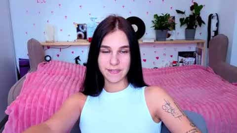Molly online show from 28, 7, 2026
