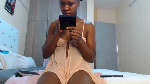 Pixie online show from 21, 10, 2025
