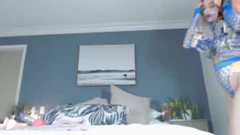 Snapshot of pixiepoems chatting on 6, 1, 2026 Pixie Poems online show from 6, 1, 2026