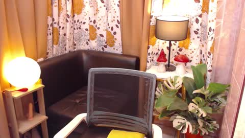 pixiewinky online show from 6, 3, 2025