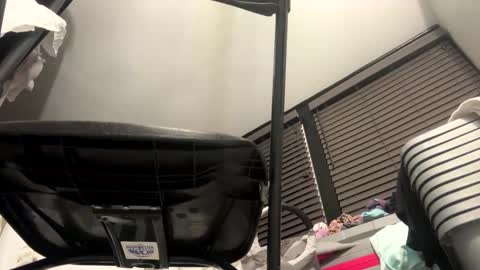 Platinum Puzzy online show from 15, 10, 2025