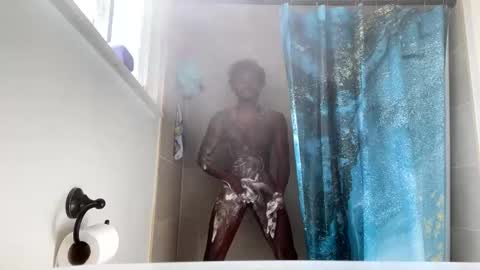 Snapshot of playboi172107 chatting on 12, 10, 2025 playboi172107 online show from 12, 10, 2025