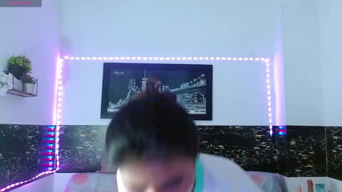 Snapshot of pleassing_neighbour chatting on 15, 5, 2026 Zalome online show from 15, 5, 2026