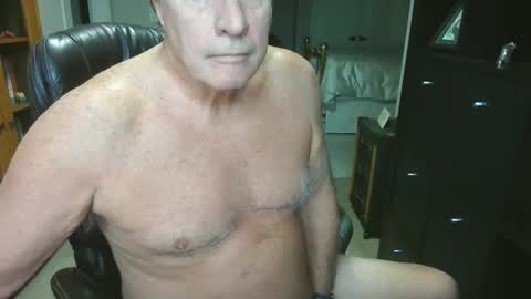 Snapshot of pleeeezeher chatting on 23, 2, 2026 pleeeezeher online show from 23, 2, 2026