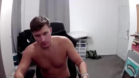 plkrisztian online show from 10, 9, 2025