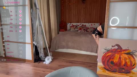 Snapshot of plumybun chatting on 29, 10, 2025 Acey online show from 29, 10, 2025