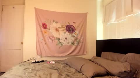 Snapshot of pluto_astrology chatting on 4, 11, 2025 Goddess Pluto online show from 4, 11, 2025