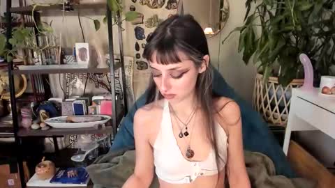 Snapshot of pluto_astrology chatting on 5, 12, 2025 Goddess Pluto online show from 5, 12, 2025