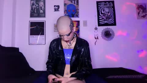    online show from 30, 10, 2025