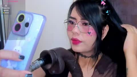 Snapshot of pocahontas_lantina chatting on 2, 5, 2026 pocahontas_lantina online show from 2, 5, 2026