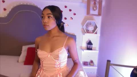 Snapshot of pocahontas_moon chatting on 19, 1, 2026 Pocahontas online show from 19, 1, 2026