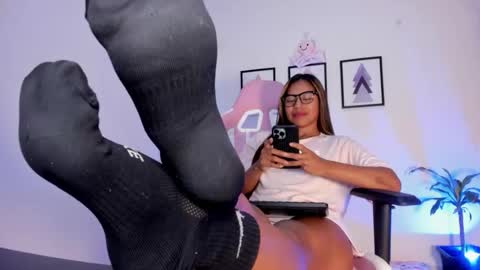 Snapshot of pocahontas_sensual chatting on 19, 2, 2026 Jasmine online show from 19, 2, 2026