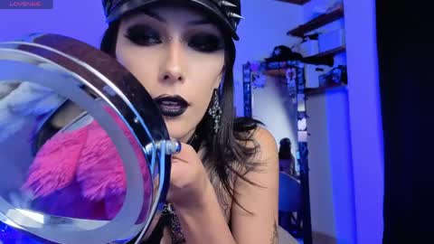 Snapshot of poison_dafne chatting on 9, 5, 2026 Dafne online show from 9, 5, 2026