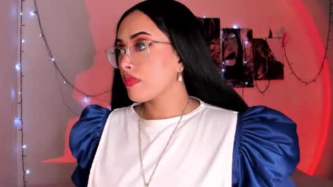 Willow                      Hours 12pm to 630pm Colombian time FRIDAY AND SUNDAY FREE DAYS online show from 29, 11, 2025