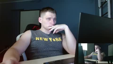 Poliglotjoe2 online show from 19, 2, 2026