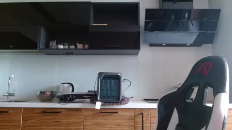 Poliglotjoe2 online show from 27, 2, 2026