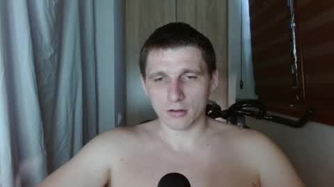 Snapshot of poliglotjoe2 chatting on 28, 5, 2026 Poliglotjoe2 online show from 28, 5, 2026