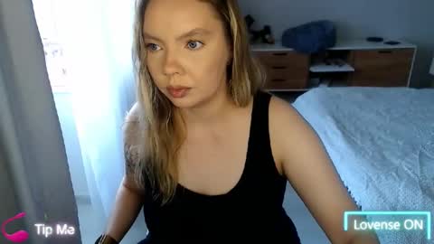 Snapshot of polinajones chatting on 15, 5, 2026 PolinaJones online show from 15, 5, 2026