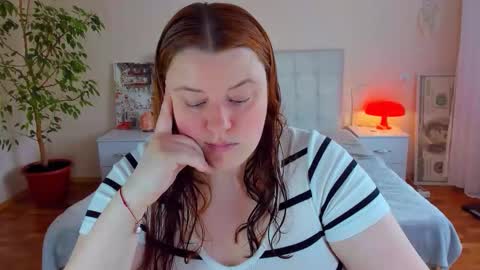 Snapshot of polinasallivan chatting on 19, 5, 2026 Polina online show from 19, 5, 2026