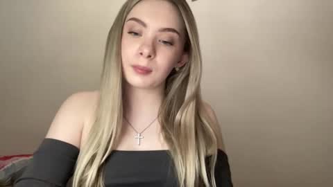 Snapshot of polishangel222 chatting on 10, 3, 2026 polishangel222 online show from 10, 3, 2026