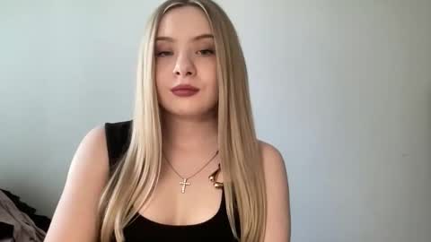 Snapshot of polishangel222 chatting on 25, 4, 2026 polishangel222 online show from 25, 4, 2026