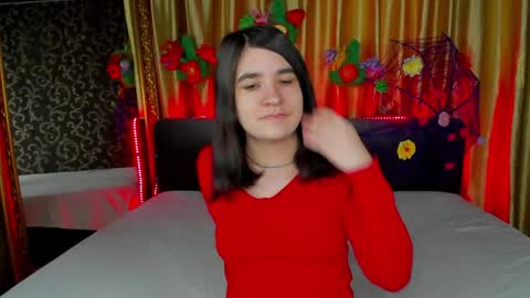 Polly online show from 8, 3, 2026