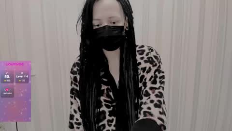 Polly online show from 11, 11, 2025