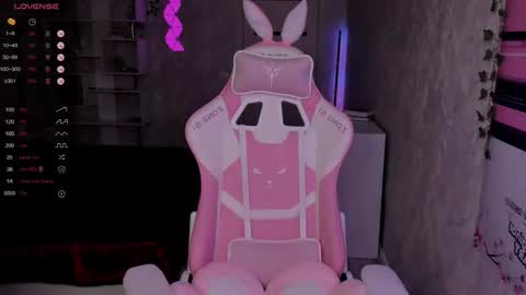       online show from 10, 11, 2025