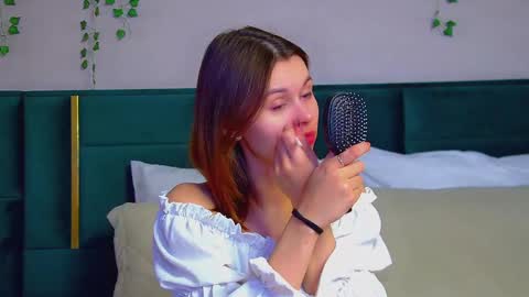 Snapshot of pollylanders chatting on 1, 3, 2025 Polly online show from 1, 3, 2025