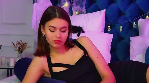 Snapshot of pollylanders chatting on 29, 10, 2025 Polly online show from 29, 10, 2025