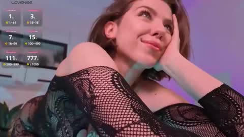  Your Polly  follow me  online show from 29, 11, 2025