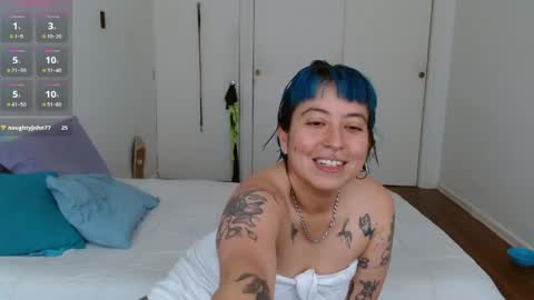 Poly online show from 12, 4, 2026